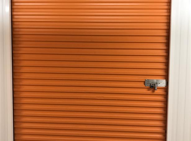 Location de box 12m² et garde meuble Vannes (Morbihan) - Box and Stock